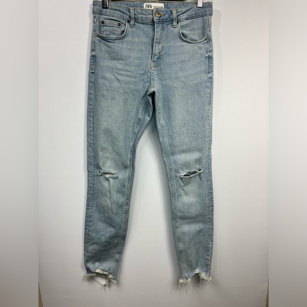 Zara Light Washed Mid Rise Distressed Raw Hem Stretch Skinny Jeans Size 6